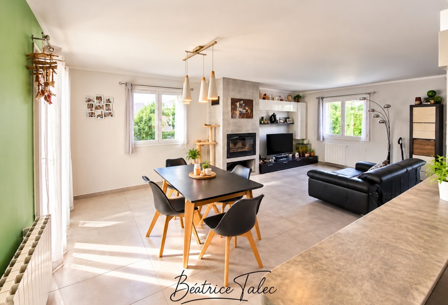 Maison récente – 98 m² – 3 chambres + grand bureau – Terrasse & jardin – DPEB 10 minutes d'aix-en-provence. Quartier calme et recherché au pied de la Sainte-Victoi6re. Bouches du Rhône — photo 1