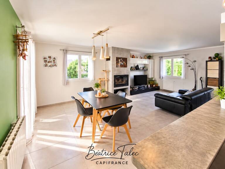 Maison récente – 98 m² – 3 chambres + grand bureau – Terrasse & jardin – DPEB 10 minutes d'aix-en-provence. Quartier calme et recherché au pied de la Sainte-Victoi6re. Bouches du Rhône — photo 1