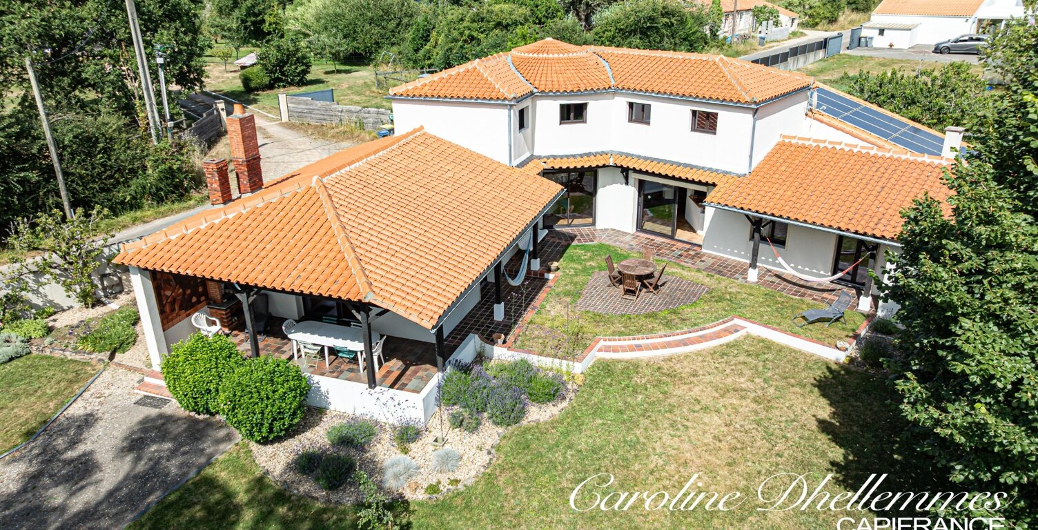 Les Sables-d’Olonne – Grande maison familiale 5 chambres sur 3 000 m² avec dépendance de 65 m² — photo 1