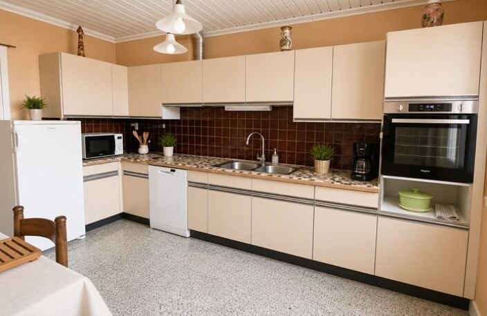 Vente maison 6 pièces 101 m² Pessac (33600) — photo 2