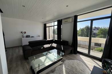 Appartement 3 pièces 74571 €