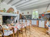 Maison en pierre de 5 pièces principales — photo 2