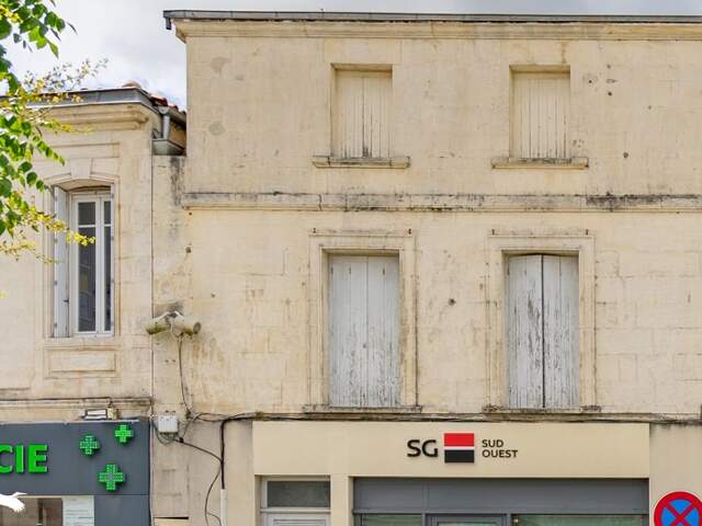 Immeuble à Saujon — photo du bien