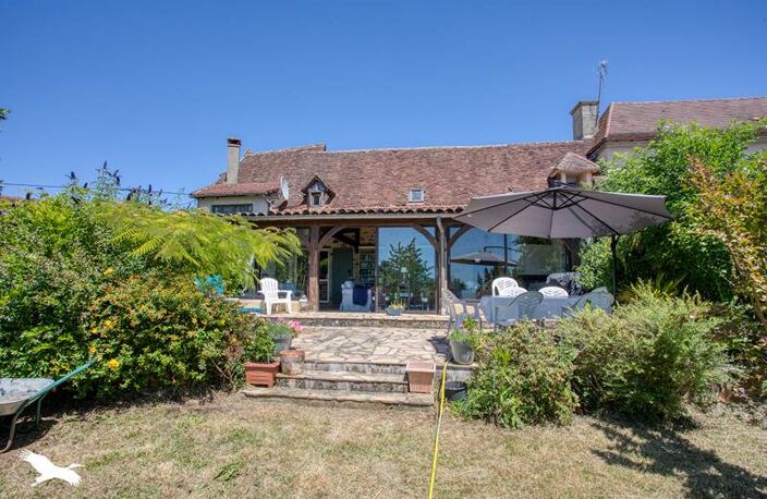 Maison en pierre de 6 pièces principales — photo 5