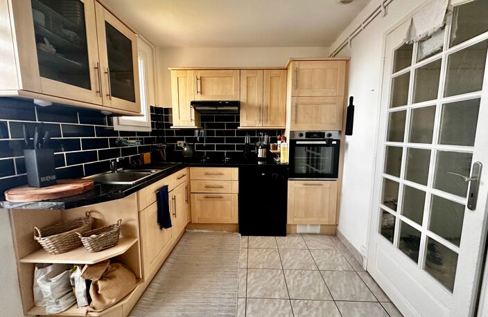 Location appartement 3 pièces 69 m² à Roanne (42300) — photo 2