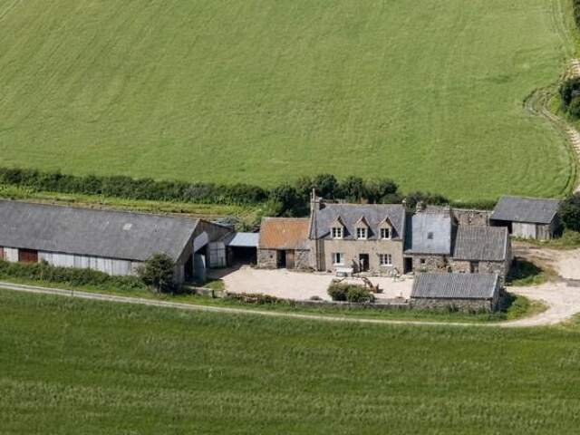 Corps de Ferme de 3 pièces principales — photo du bien