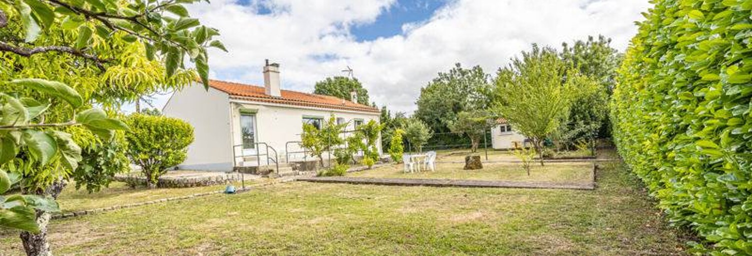 Maison 4 Pièces 90 m² à vendre à Surgères (17700)