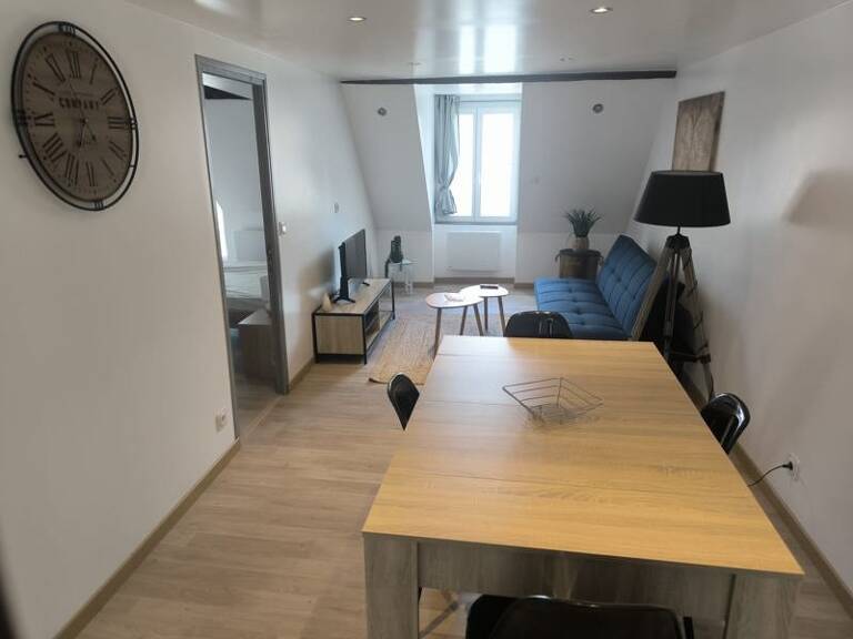 Maison en pierre de 0 pièces principales — photo 1