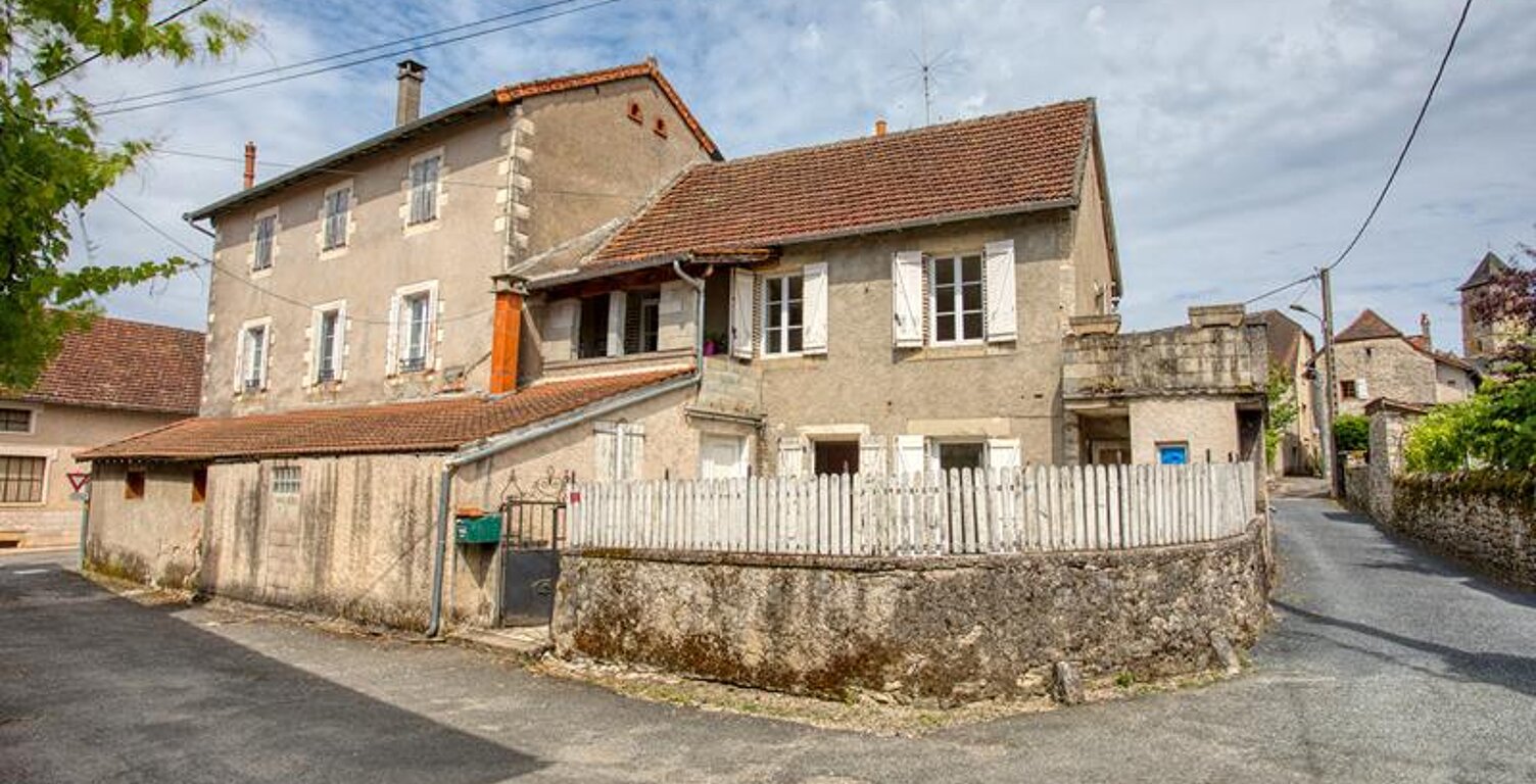 Maison de bourg de 5 pièces principales — photo 1