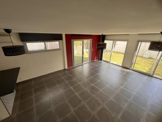 Contemporaine de 5 pièces principales — photo du bien