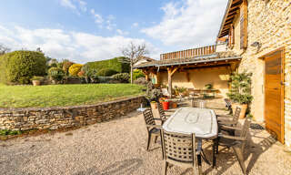 Maison 8 Pièces 204 m² à vendre à Ville-sur-Jarnioux (69640)