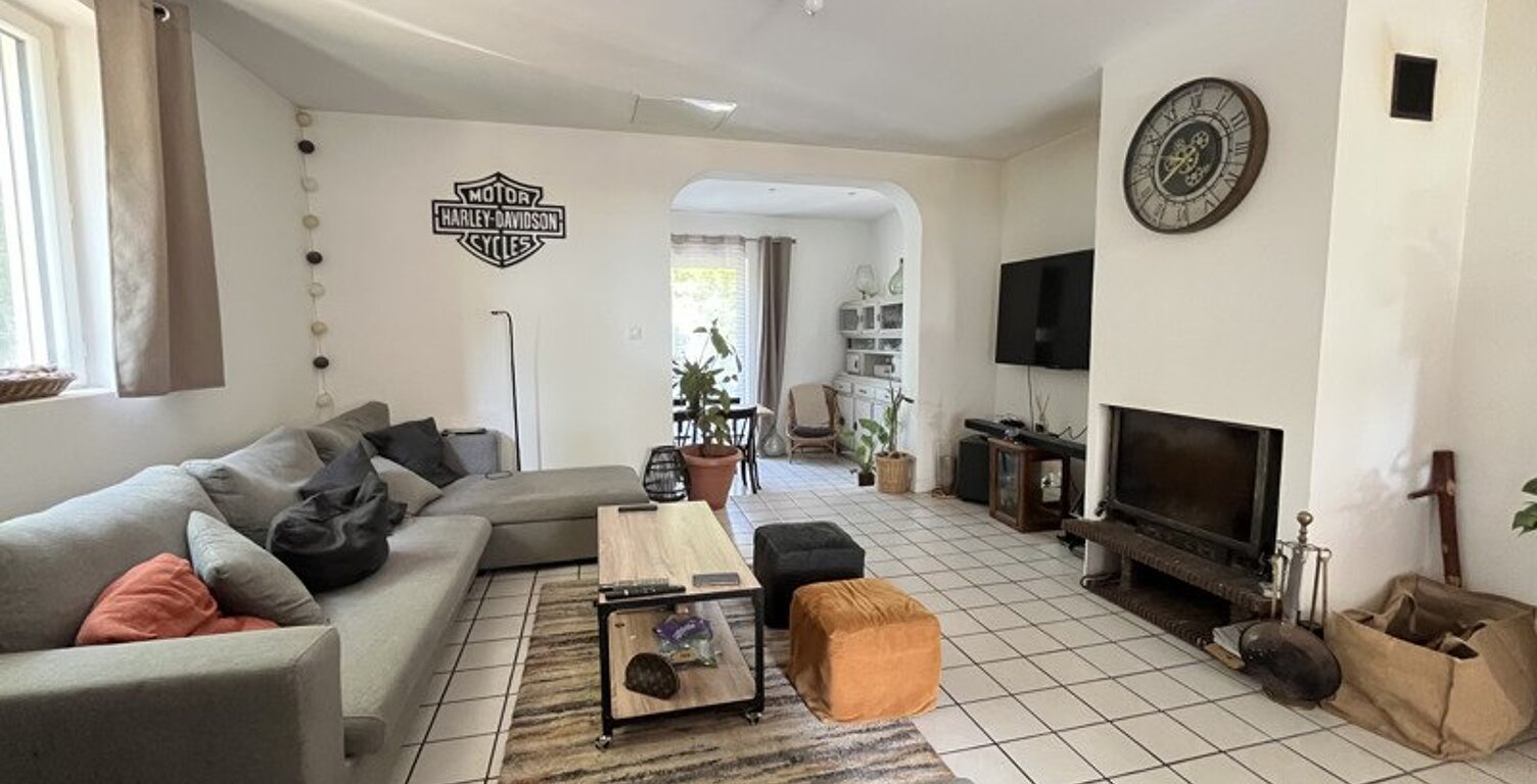 Vente maison 6 pièces 152 m² Plaimpied-Givaudins (18340) — photo 1