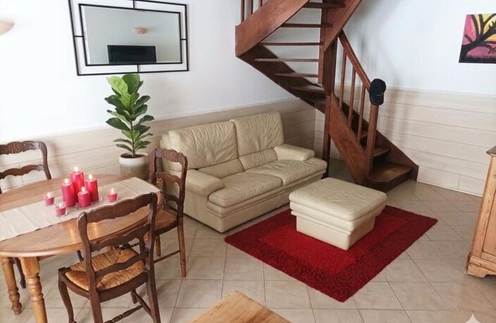 Maison de ville de 4 pièces principales — photo 2