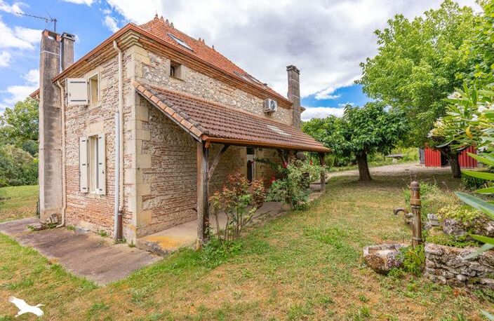 Maison en pierre de 5 pièces principales — photo 3