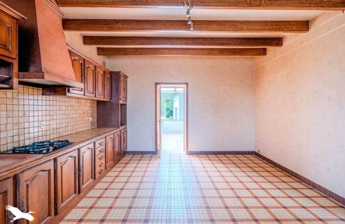 Maison en pierre de 6 pièces principales — photo 2