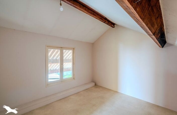 Maison en pierre de 6 pièces principales — photo 3