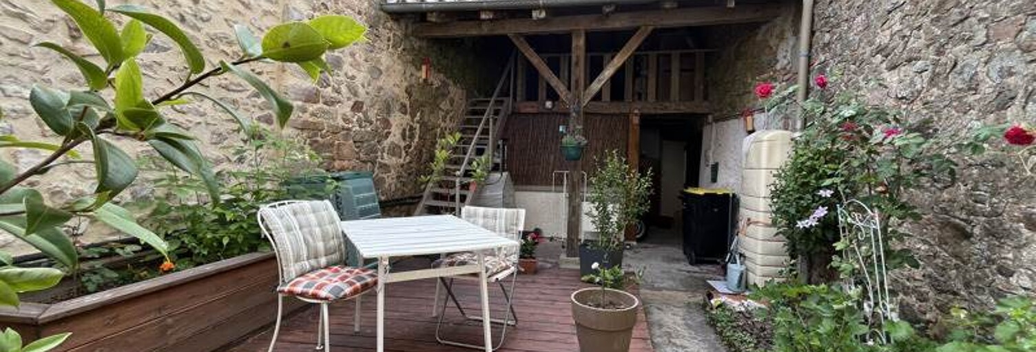 Maison 4 Pièces 94 m² à vendre à Confolens (16500)