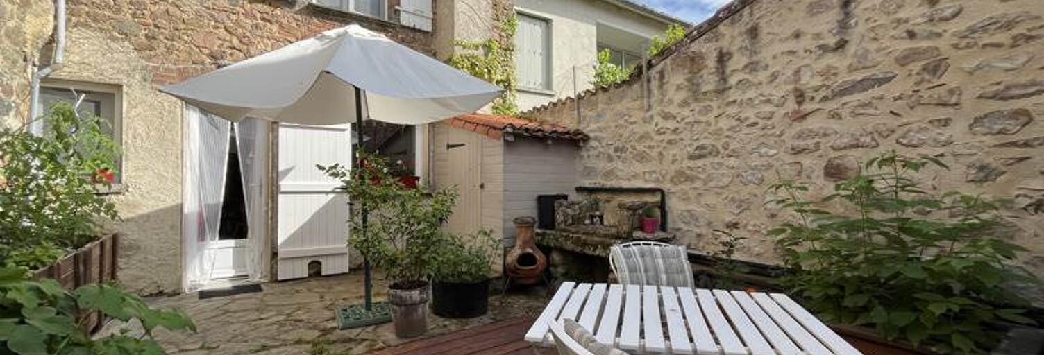 Maison 4 Pièces 94 m² à vendre à Confolens (16500)
