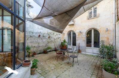 Hôtel Particulier de 6 pièces principales — photo du bien