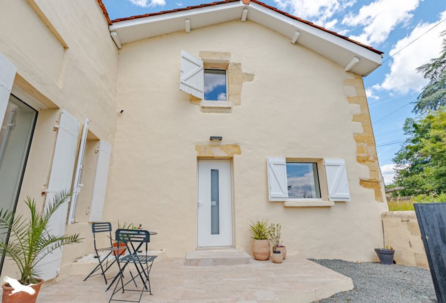 Maison en pierre de 6 pièces principales — photo 1