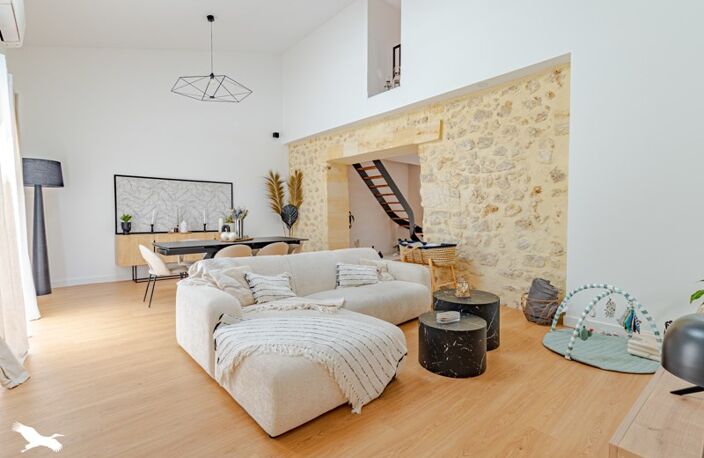 Maison en pierre de 6 pièces principales — photo 2