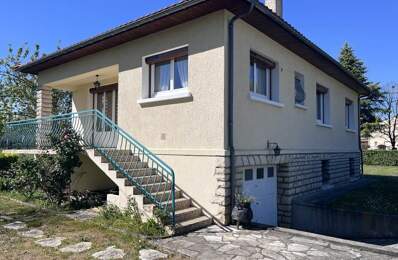 Maison en pierre de 4 pièces principales — photo du bien
