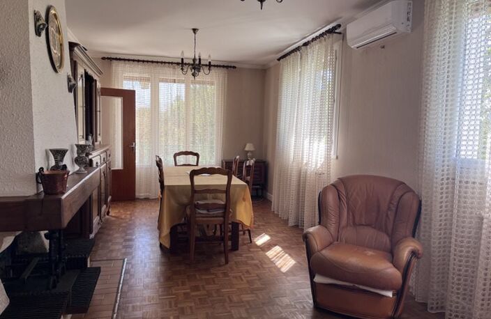 Maison en pierre de 4 pièces principales — photo 2