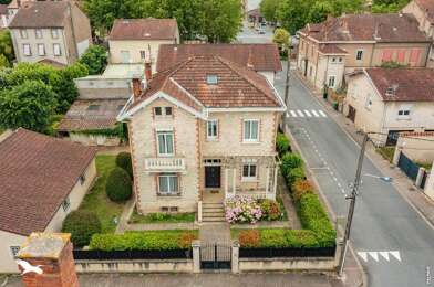 Maison 7 pièces 230000 €