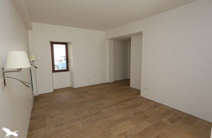 Maison de bourg de 3 pièces principales — photo 2