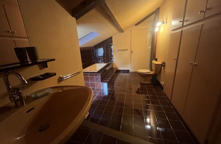 Contemporaine de 7 pièces principales — photo 4