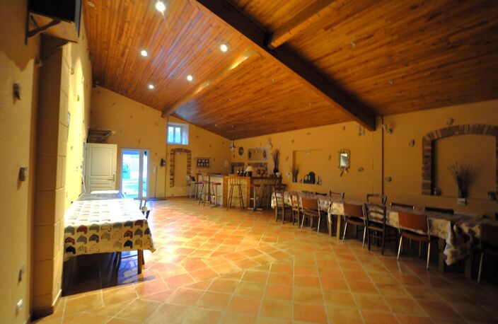 Location maison 7 pièces 267 m² à Illats (33720) — photo 5