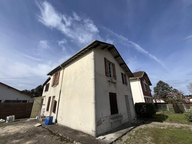 Maison de bourg de 3 pièces principales — photo du bien