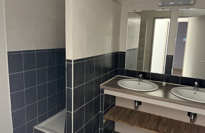 Vente immeuble   Saint-Sever (40500) — photo 2
