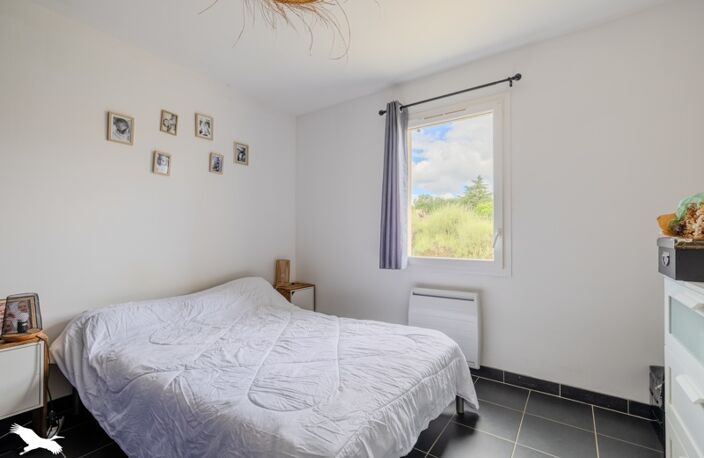 Vente maison 4 pièces 80 m² Petit-Palais-et-Cornemps (33570) — photo 4