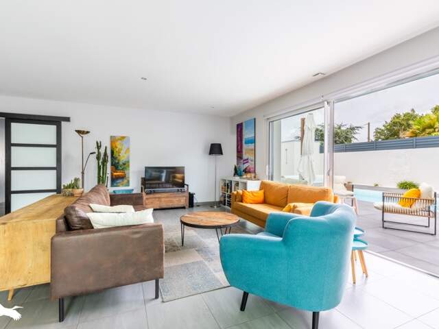 Contemporaine de 4 pièces principales — photo du bien