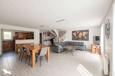 Maison 6 pièces 324632 €
