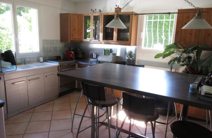 Maison de 140 m2 sur une belle parcelle de 876m2. — photo 4