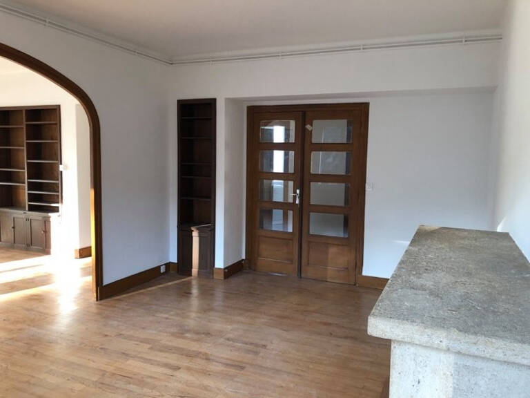 Annonay - Grand appartement type 5 avec ascenseur — photo 1