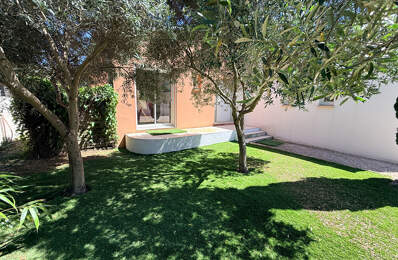 Villa contemporaine à vendre au Grau d'Agde . À 150 mètres de la plage — photo du bien