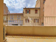 T2 50 m² lumineux traversant avec balcon et loggia  Marseille 10e Menpenti  Faibles charges — photo 2