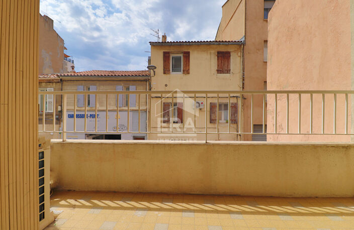 T2 50 m² lumineux traversant avec balcon et loggia  Marseille 10e Menpenti  Faibles charges — photo 2