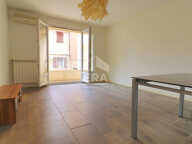 T2 50 m² lumineux traversant avec balcon et loggia  Marseille 10e Menpenti  Faibles charges — photo 3