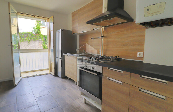 T2 50 m² lumineux traversant avec balcon et loggia  Marseille 10e Menpenti  Faibles charges — photo 4