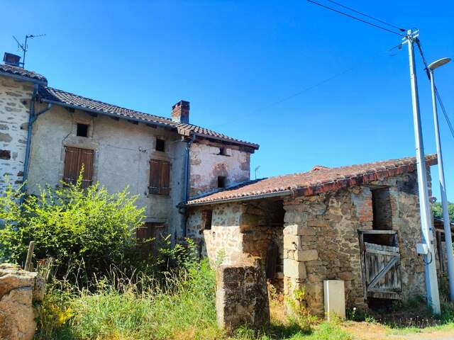 Maison de village à rénover entièrement — photo du bien