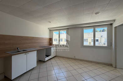 Appartement 3 pièces 1260 €