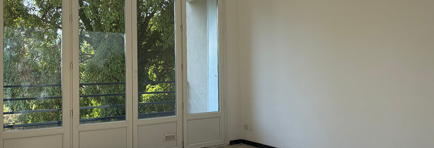Appartement 4 Pièces 65 m² à louer à Marseille 9 (13009)