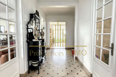 Maison 8 pièces 1370000 €
