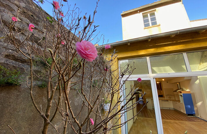 La maison de famille et son garage — photo 3