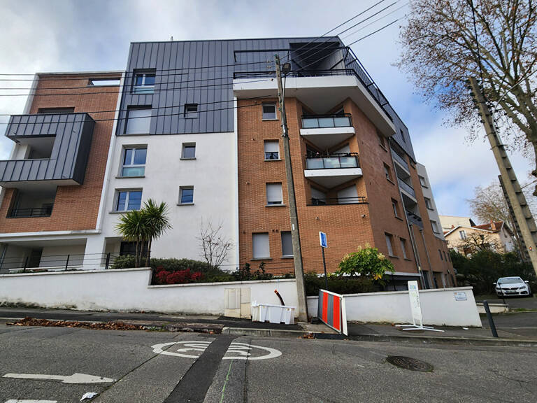 Appartement T3  de 61m², terrasse, parking sous-sol, résidence récente — photo 1