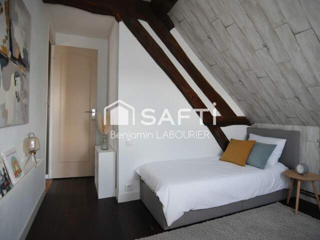 Duplex de caractère avec vue sur la Tour de l'Horloge — photo du bien